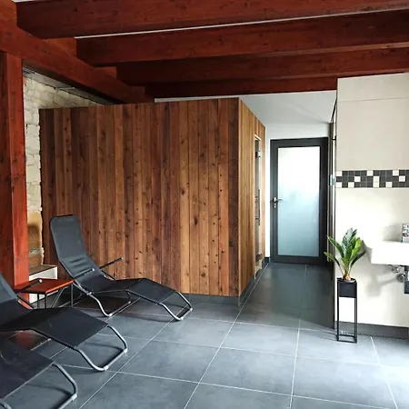 Za Plotem 3* Vranova