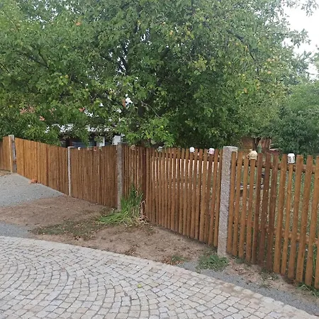 Penzion Za Plotem 3*