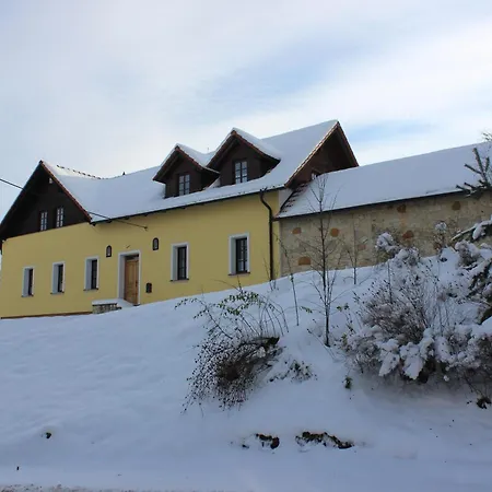 Penzion Za Plotem 3*